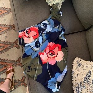 Motherhood Maternity bathing suit - new with tags size large (12-14)